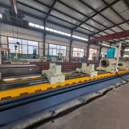 Máquina herramienta de raspado y laminado CNC TGK250 * 9M